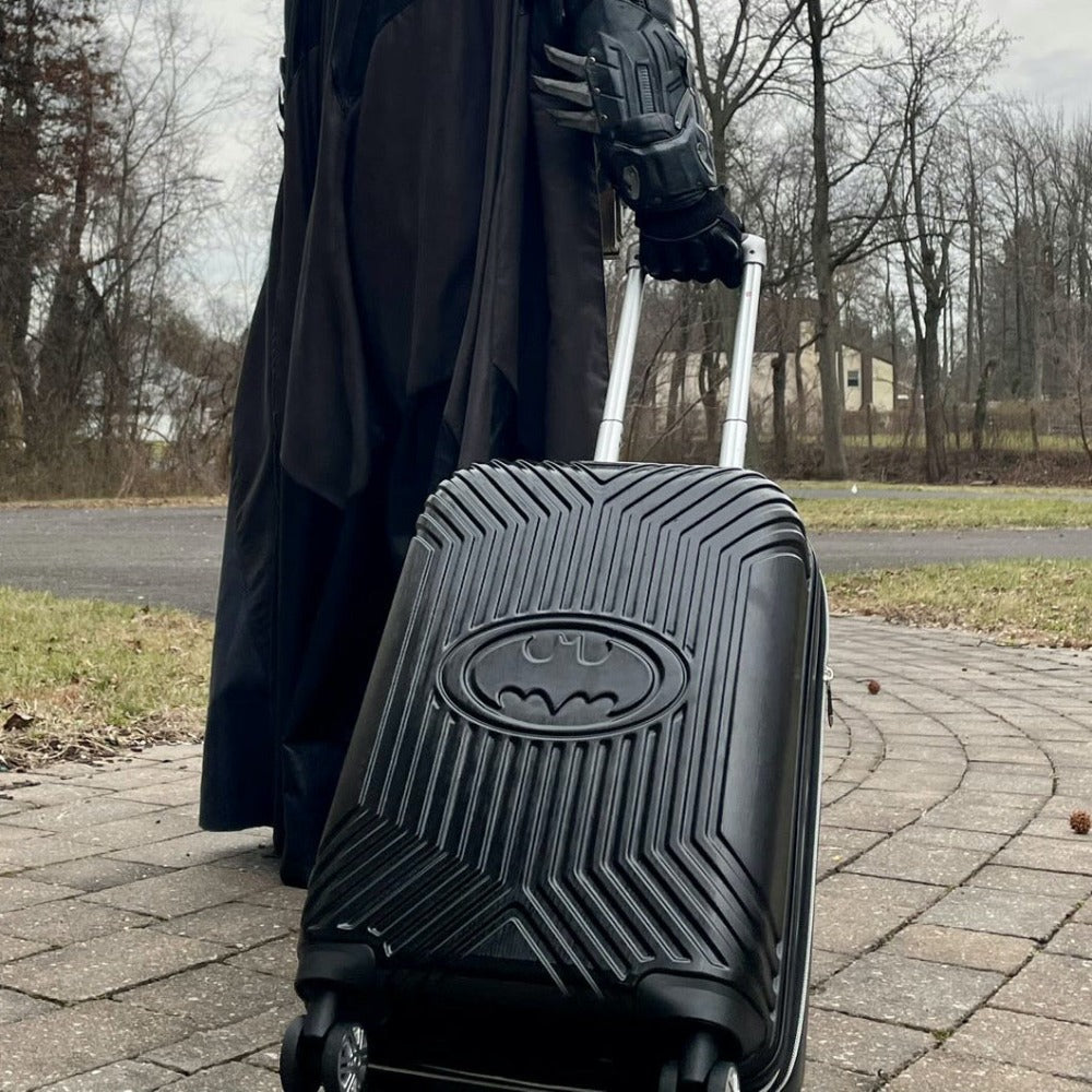 Dc Comics Batman 3D Molded Hardsided 21" Carry on Luggage Black Spinner Suitcase
